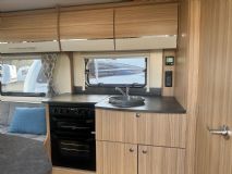 2023 BAILEY PHOENIX 420 4.jpg